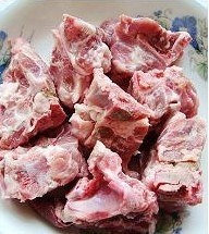 玉米和胡萝卜还有党参能不能一起煲汤