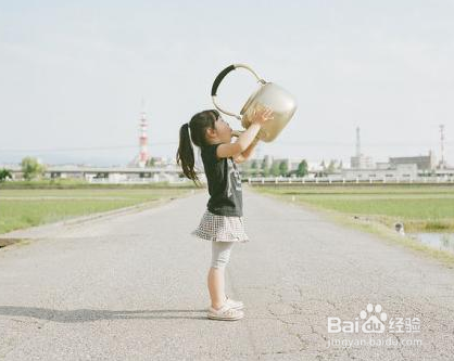 排毒养生:每日饮水的时间及功效