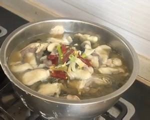 家常酸菜鱼做法