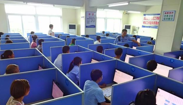 摩托车驾驶证考试都考哪几项