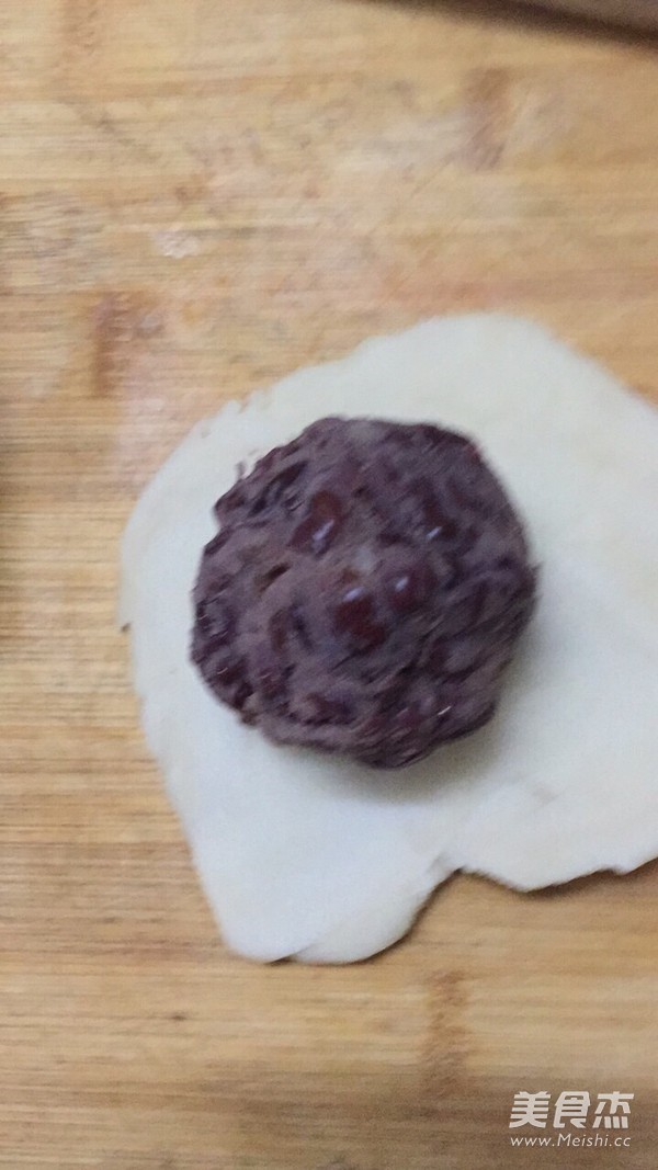 豆沙蛋黄酥的做法