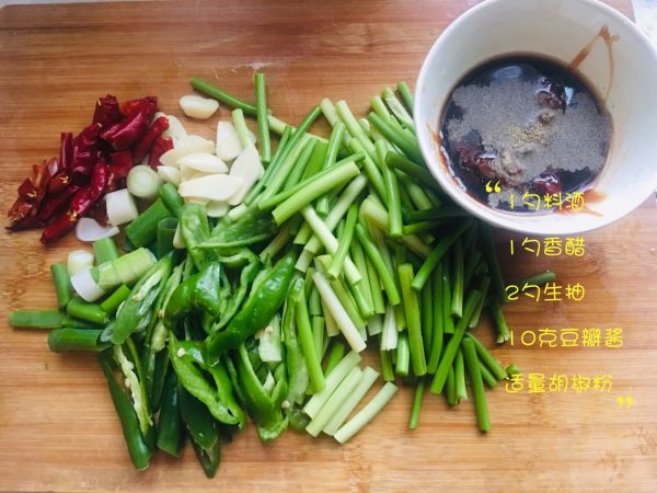 香炒蒜苔牛肚丝