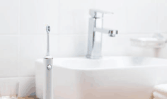 澎湃电动牙刷怎么拆开