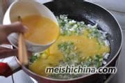 葱花摊鸡蛋的制作