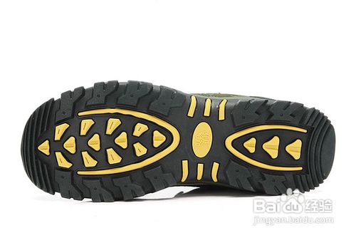 怎样选择户外徒步鞋？徒步鞋的选购要点