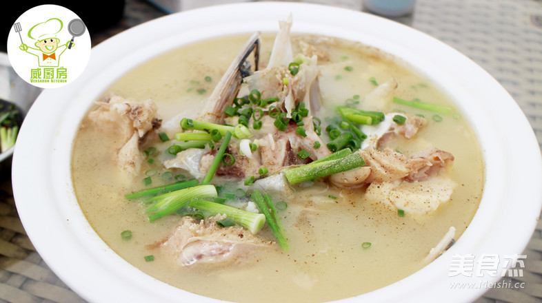 滋补鱼头豆腐汤--威厨艺