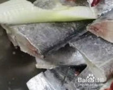 干炸带鱼的做法简介