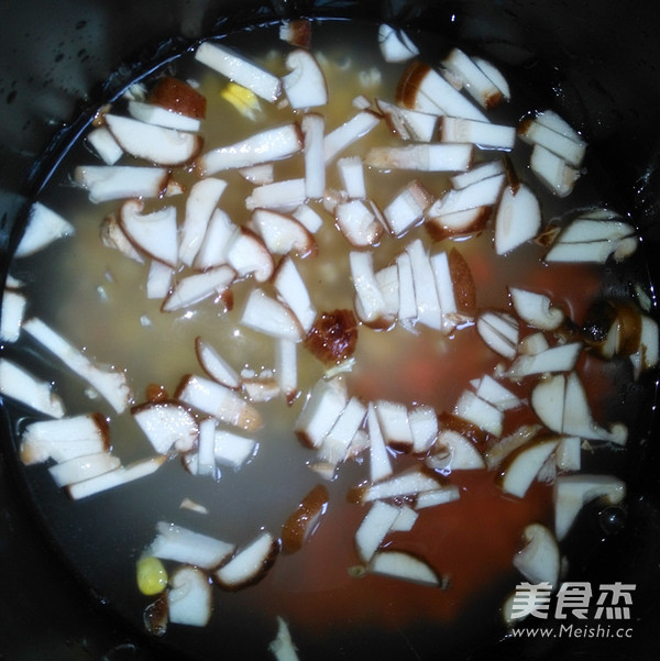 香菇玉米胡萝卜瘦肉粥