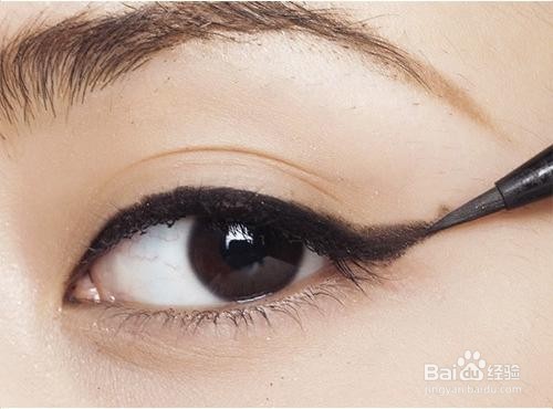 画眼线怎么不晕妆