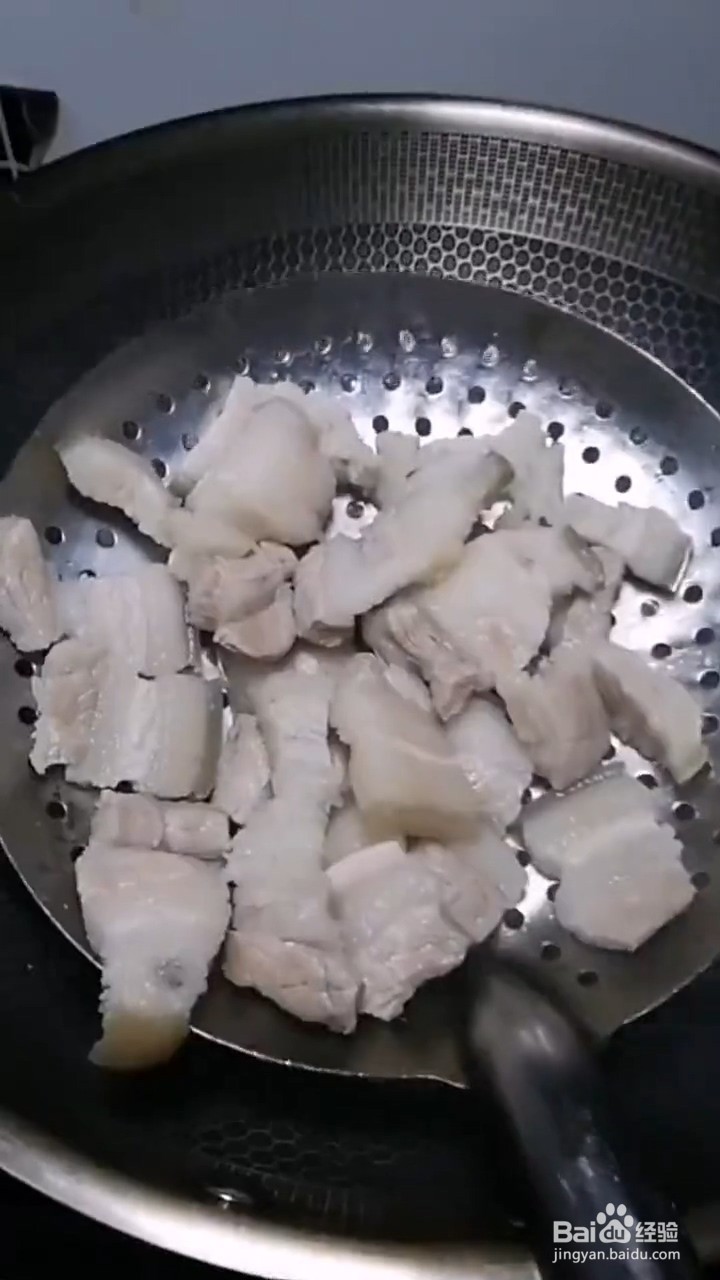 如何制作猪肉炖粉条
