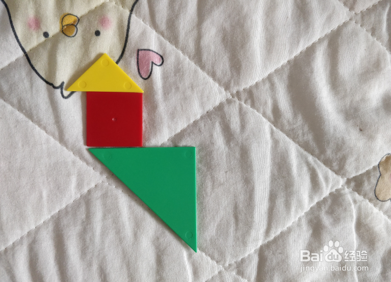 用七巧板智力拼图怎么拼一只站着的鸡妈妈?