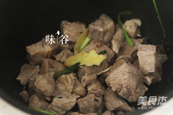 电饭煲版咖喱牛腩