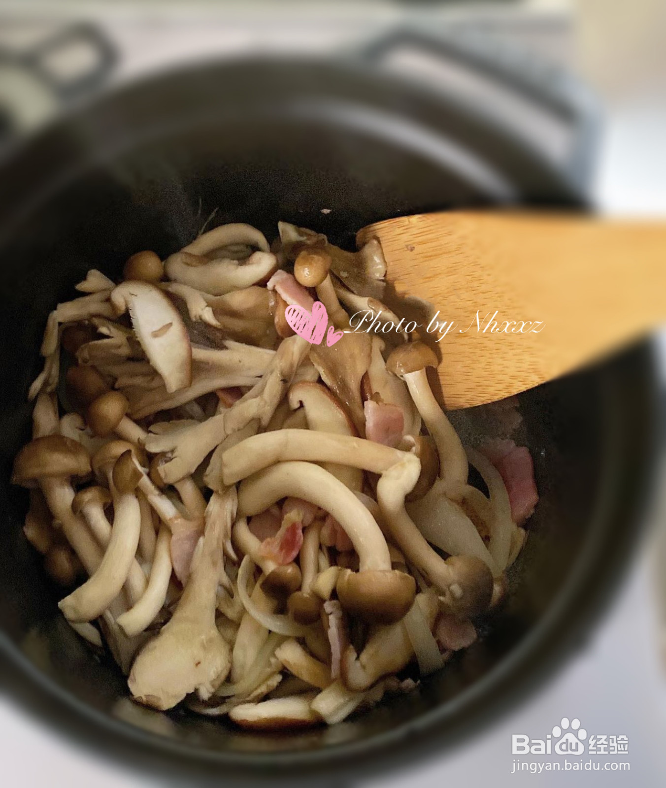 蘑菇培根奶油浓汤的做法