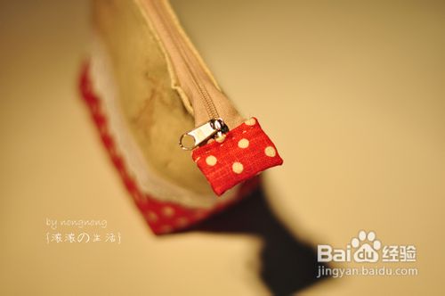 {浓浓の生活}布艺铁塔图案小手包的做法