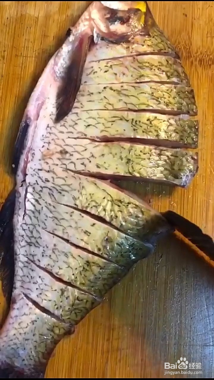 如何制作清蒸武昌鱼？