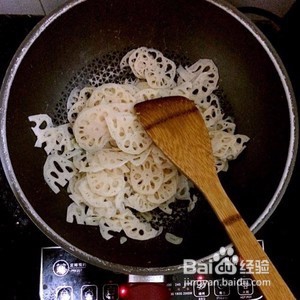 妈妈做的炒莲藕