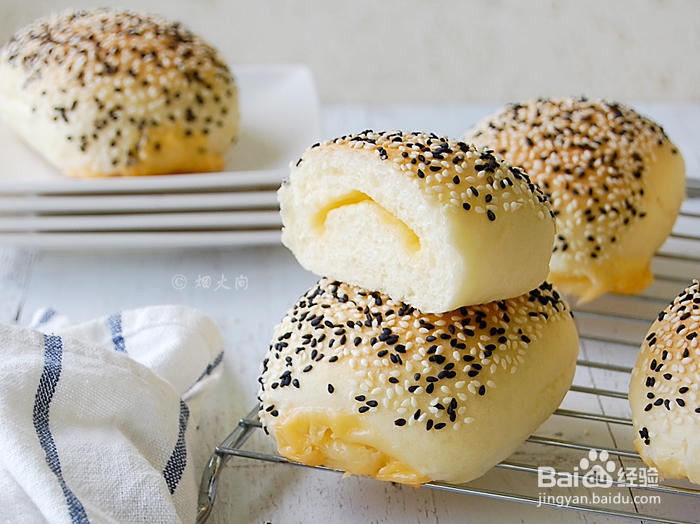 做出入味的黑白芝麻乳酪餐包