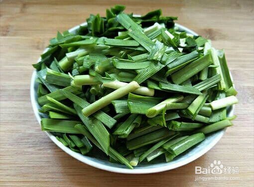 自制韭菜粉条炒肉的做法