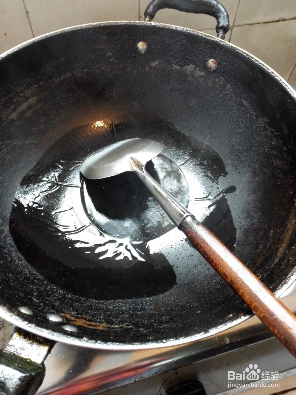 怎样制作素炒绿豆芽？