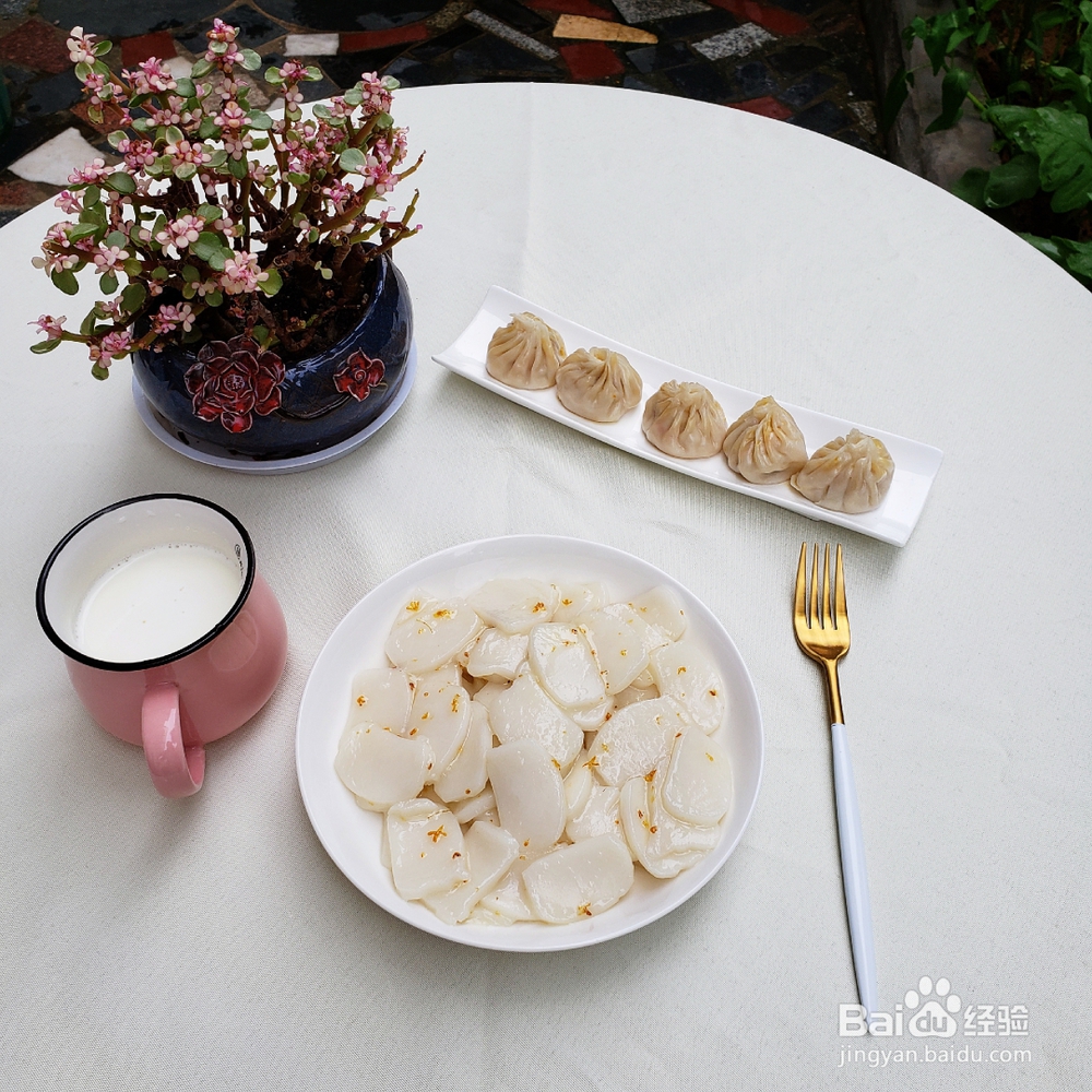 家常做法的桂花糖炒年糕