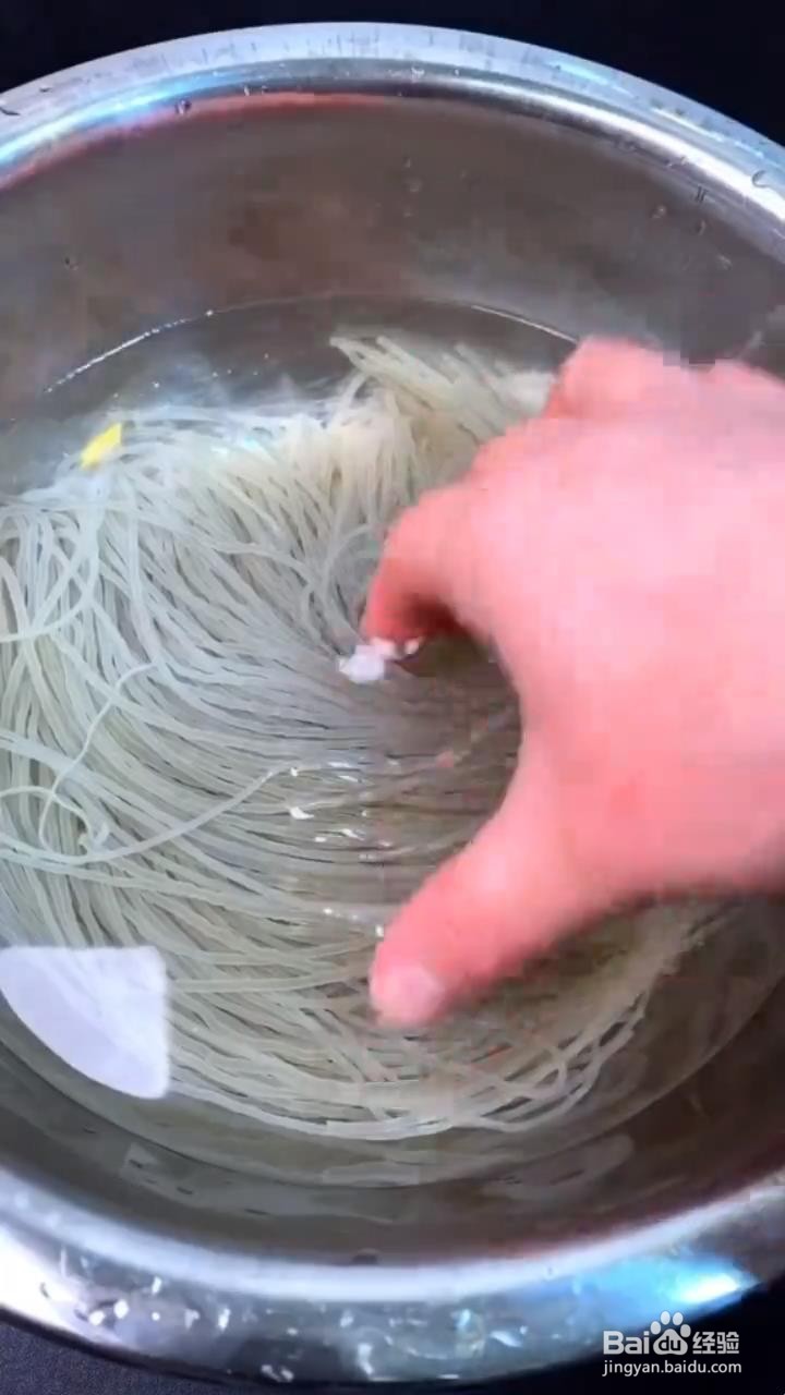 如何制作美味的酸辣粉