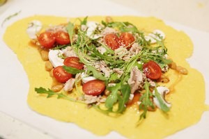 食补养生金枪鱼薄饼披萨