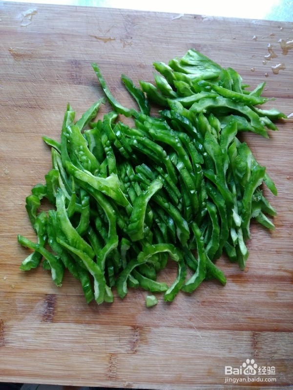 凉瓜炒肉丝的做法