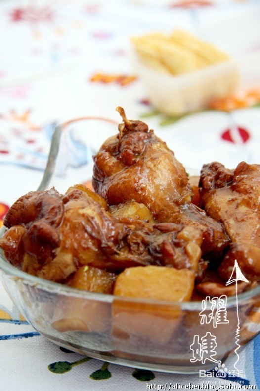 土豆炖翅根作法