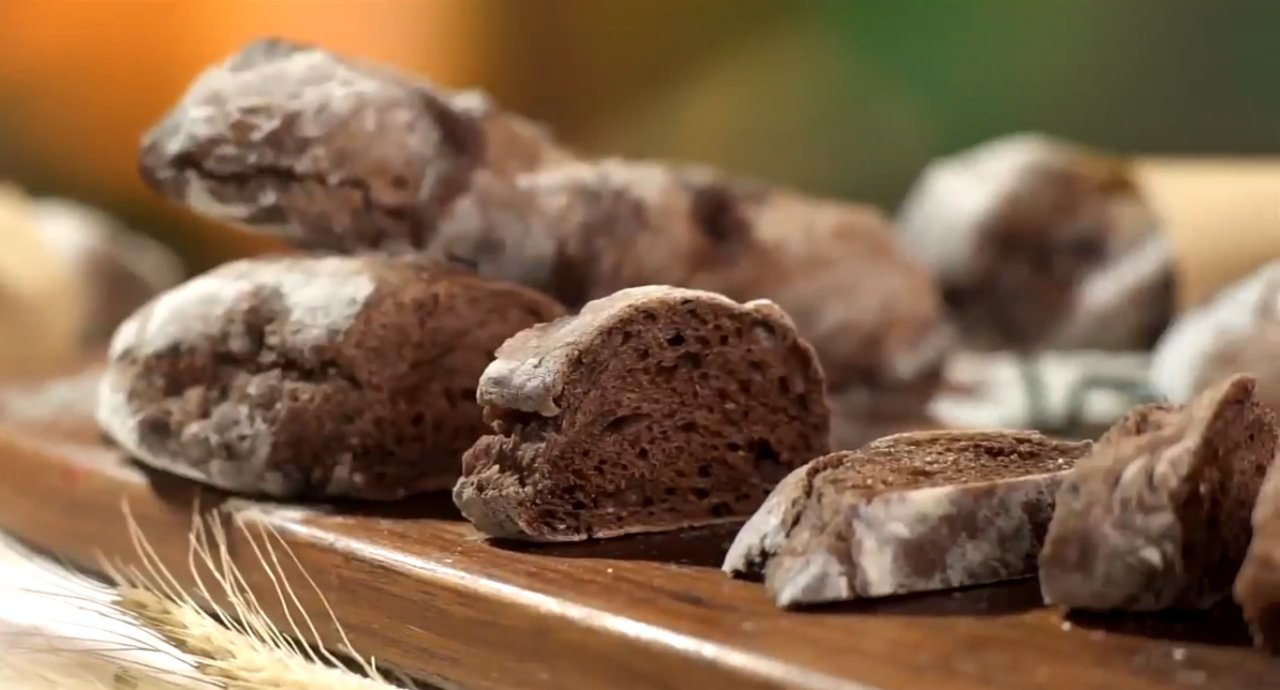 无油巧克力手拌面包怎么做