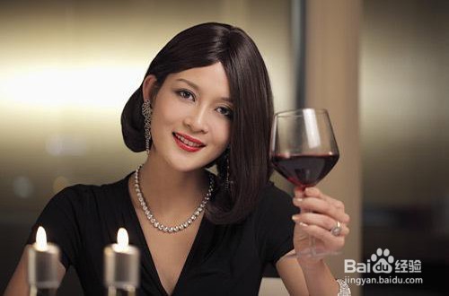 女生常喝纽慕红酒有哪些好处