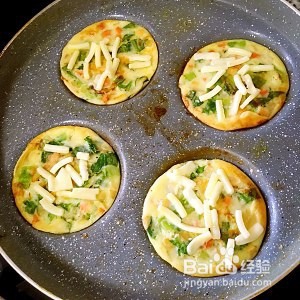 芝士杂蔬蛋堡的做法