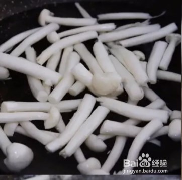 花甲鲜菇汤的做法