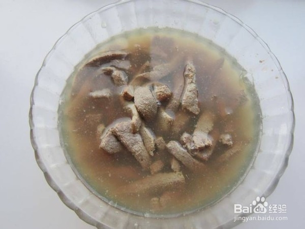 蒜薹炒猪肝的做法