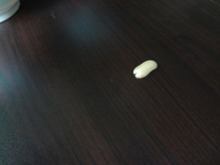 家庭简易捕鼠法（只对小老鼠有效哦）