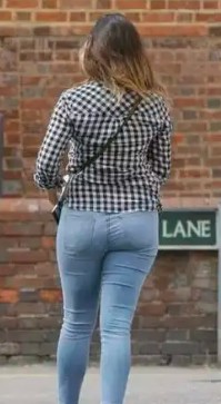 腿粗、胯宽的女性 怎么穿才显瘦