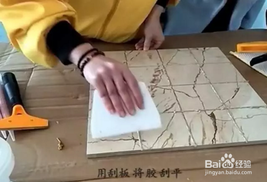 仿古砖做美缝，怎么施工效率更高