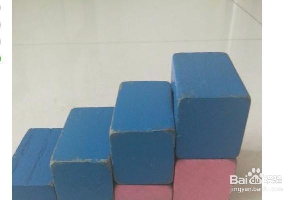 用积木搭建楼梯的方法