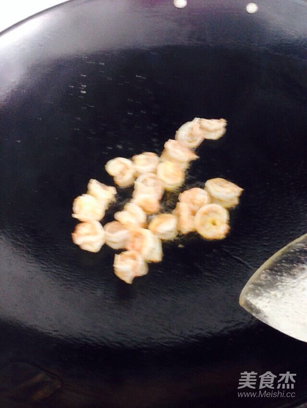 红椒菠萝炒虾仁