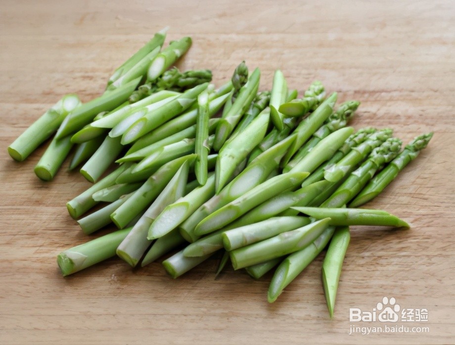 芦笋炒虾仁的做法