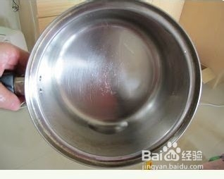 怎样清洗烧焦的锅