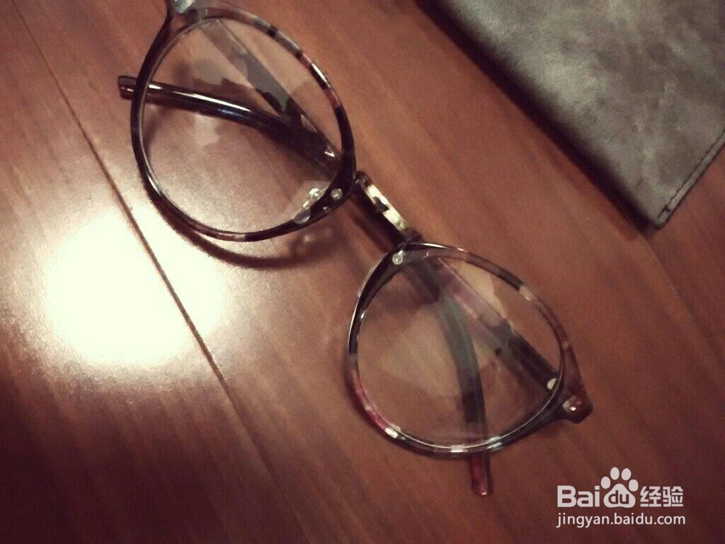 鼻子爱出油眼镜下滑怎么办