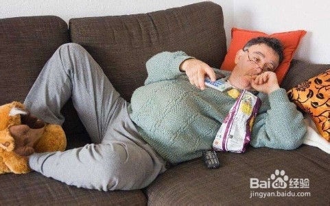 如何减掉男人的大肚腩？