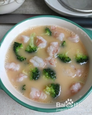 如何做西兰花虾仁鸡蛋羹