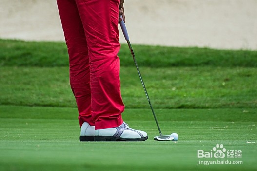 打高尔夫的姿势有哪些