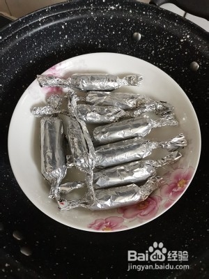 健康养生佳品西兰花虾肉肠的做法