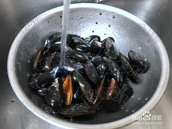 香茅椰汁炒青口海虹