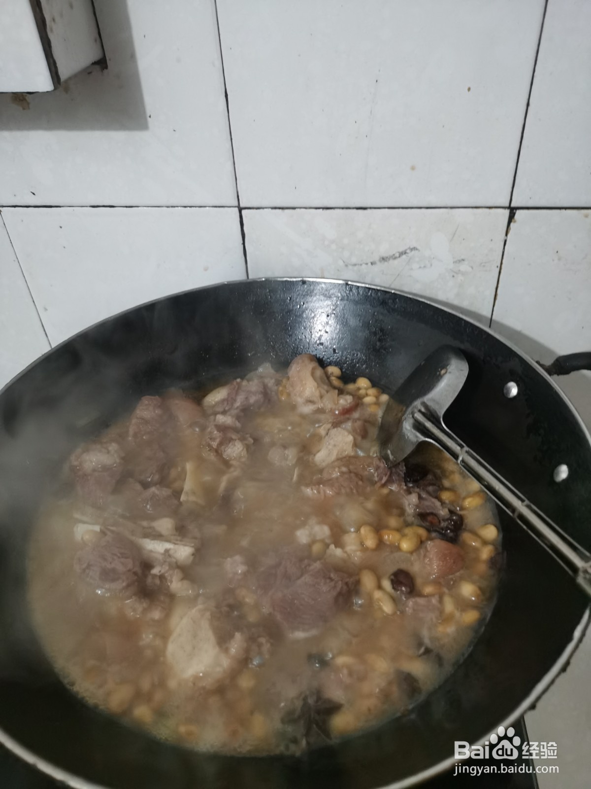 猪脚如何炖黄豆