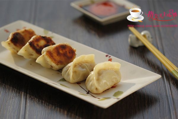 佛手瓜三鲜锅贴