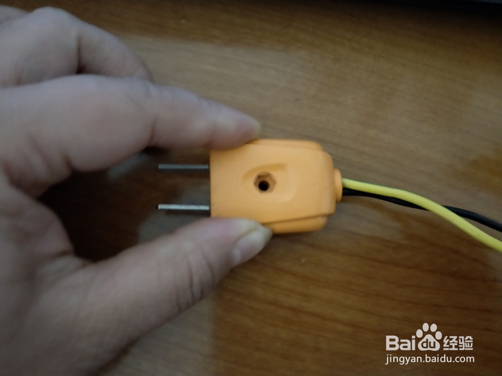 怎样接插头的线