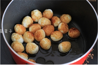 香辣虎皮鹌鹑蛋